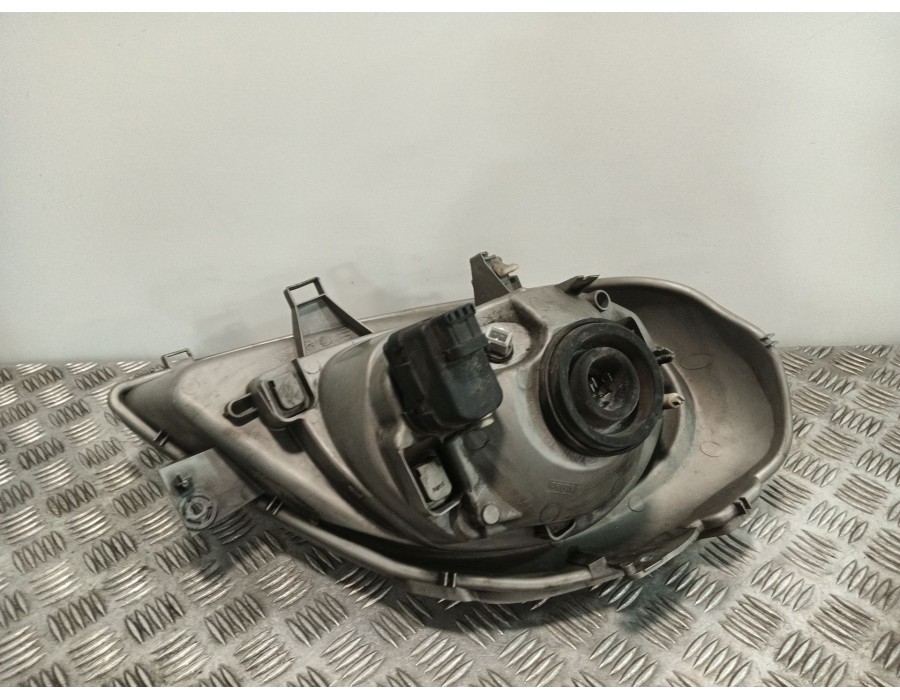 Recambio de faro izquierdo para opel vivaro a furgoneta (x83) 1.9 dti (f7) referencia OEM IAM 91165719 89308695 