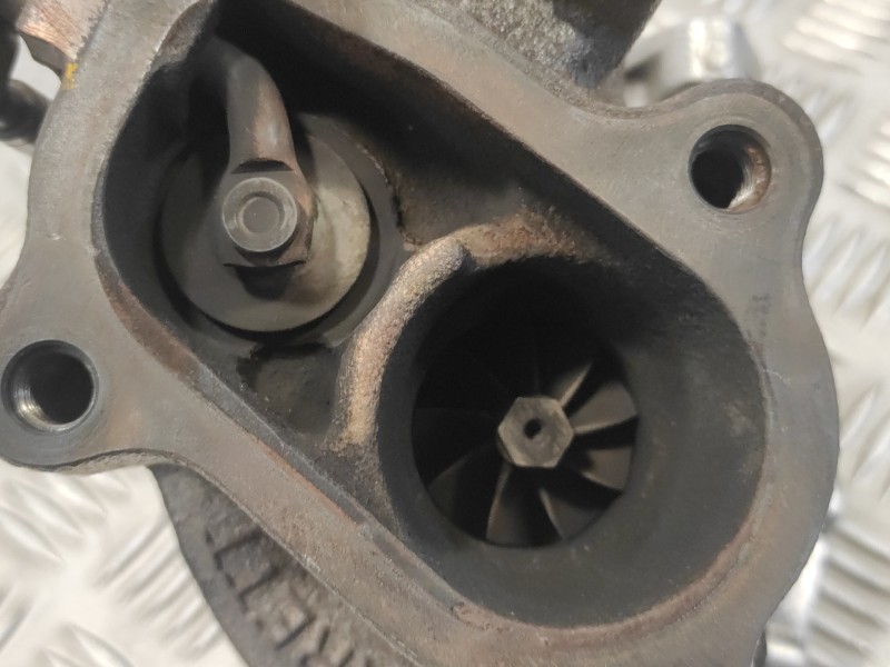 Recambio de turbocompresor para nissan almera (n16/e) 2.2 16v turbodiesel cat referencia OEM IAM 7053066  144115M310