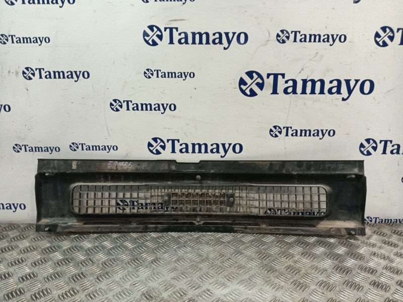 Recambio de rejilla delantera para iveco daily cabina 35c11 referencia OEM IAM A504225178  