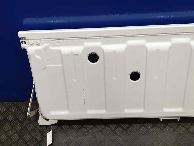 Recambio de porton trasero para isuzu d-max 1.9 turbodiesel referencia OEM IAM   