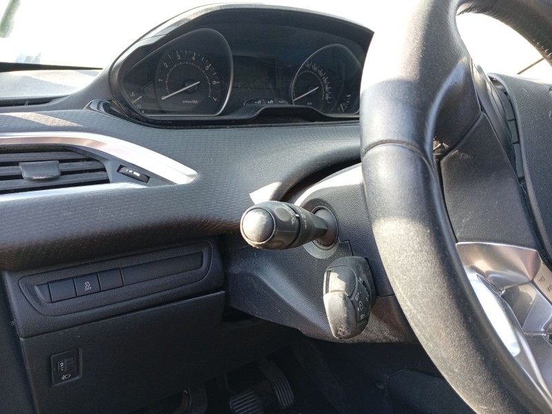 Recambio de com 2000 para peugeot 208 i (ca_, cc_) 1.2 vti 68 / puretech 68 referencia OEM IAM   