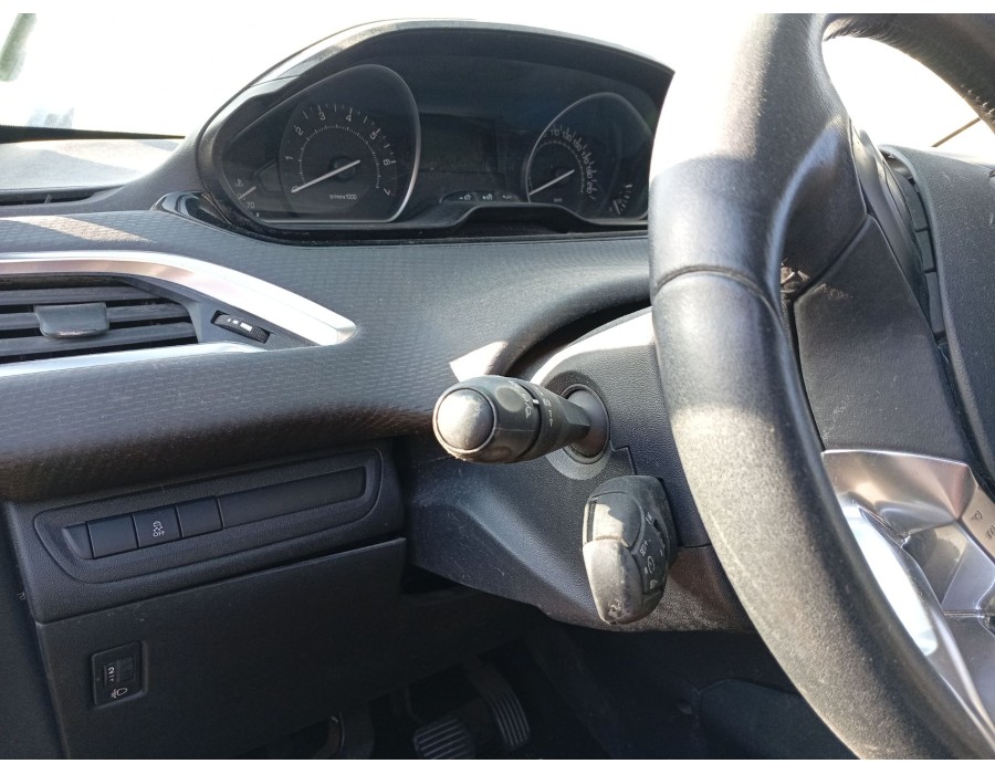 Recambio de com 2000 para peugeot 208 i (ca_, cc_) 1.2 vti 68 / puretech 68 referencia OEM IAM   
