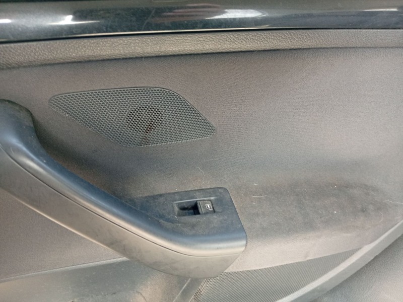 Recambio de mando elevalunas trasero derecho para volkswagen golf v (1k1) 2.0 tdi referencia OEM IAM 7L6959855CREH  
