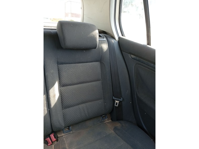 Recambio de cinturon seguridad trasero izquierdo para volkswagen golf v (1k1) 2.0 tdi referencia OEM IAM 1K6857805AARAA  