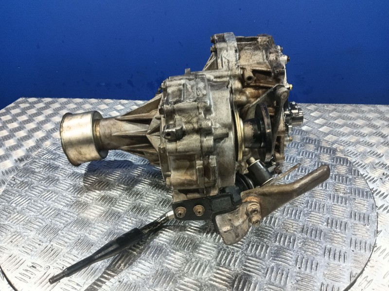 Recambio de caja transfer para nissan pick-up (d22) 2.5 16v turbodiesel cat referencia OEM IAM X1B  YD25DDTI