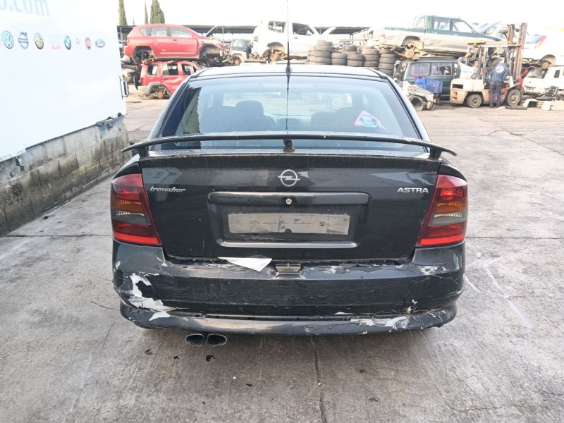 opel astra g hatchback (t98) del año 2001
