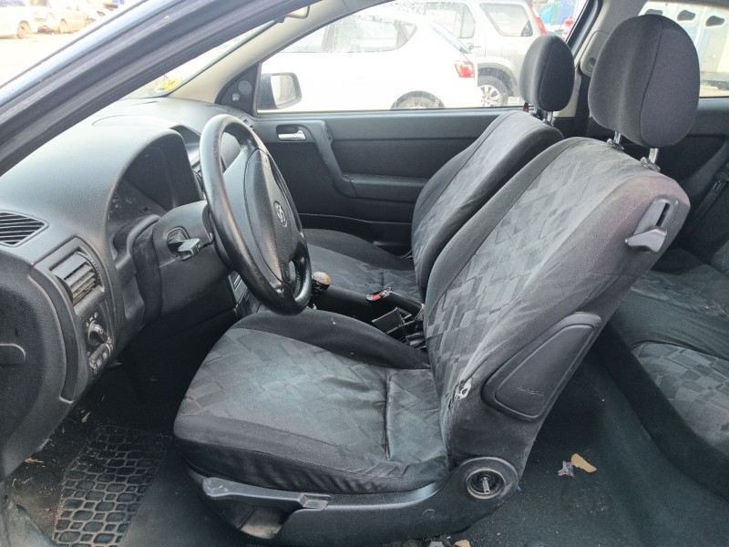 opel astra g hatchback (t98) del año 2001