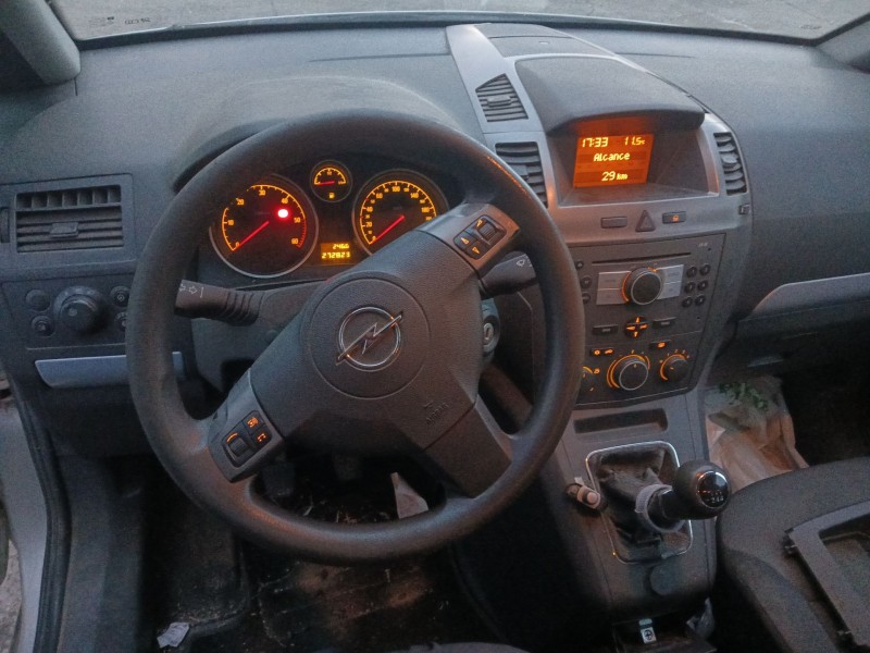 opel zafira / zafira family b (a05) del año 2005