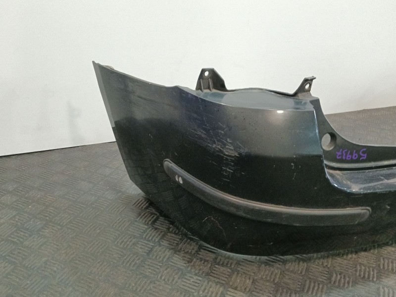 Recambio de paragolpes trasero para mazda premacy (cp) 2.0 td referencia OEM IAM   