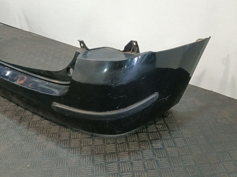 Recambio de paragolpes trasero para mazda premacy (cp) 2.0 td referencia OEM IAM   