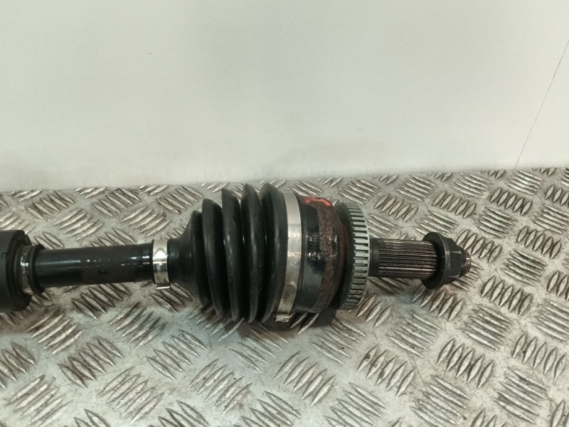 Recambio de transmision delantera izquierda para kia carnival referencia OEM IAM 07D2328B  