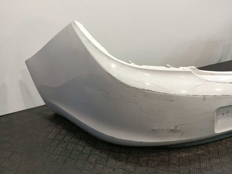 Recambio de paragolpes trasero para opel insignia berlina 2.0 cdti cat referencia OEM IAM   