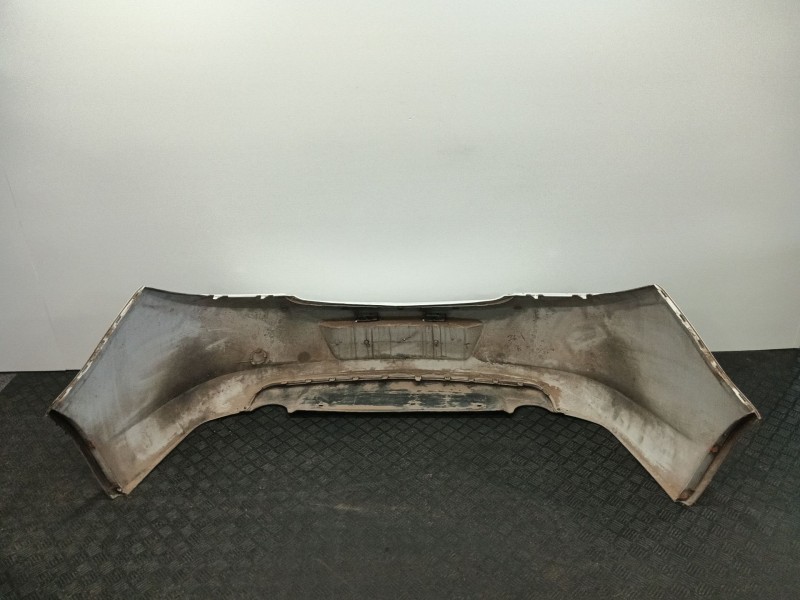 Recambio de paragolpes trasero para opel insignia berlina 2.0 cdti cat referencia OEM IAM   