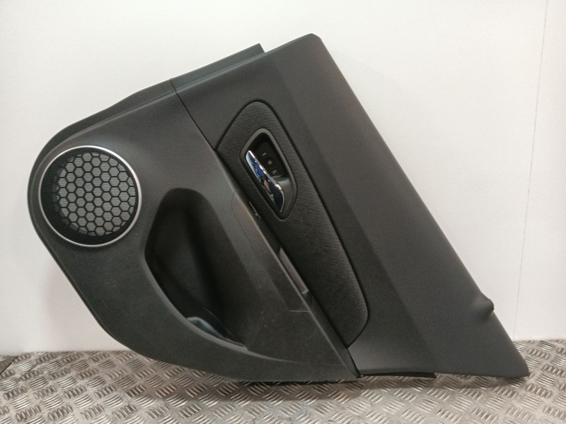 Recambio de guarnecido puerta trasera derecha para chevrolet cruze hatchback (j305) 1.7 d referencia OEM IAM 96950774 96940778 