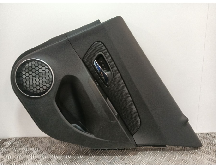 Recambio de guarnecido puerta trasera derecha para chevrolet cruze hatchback (j305) 1.7 d referencia OEM IAM 96950774 96940778 