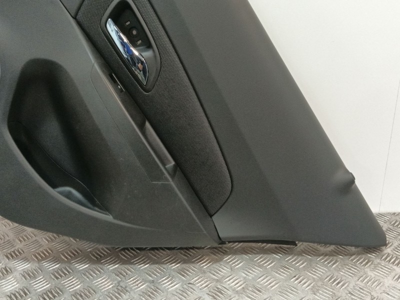 Recambio de guarnecido puerta trasera derecha para chevrolet cruze hatchback (j305) 1.7 d referencia OEM IAM 96950774 96940778 