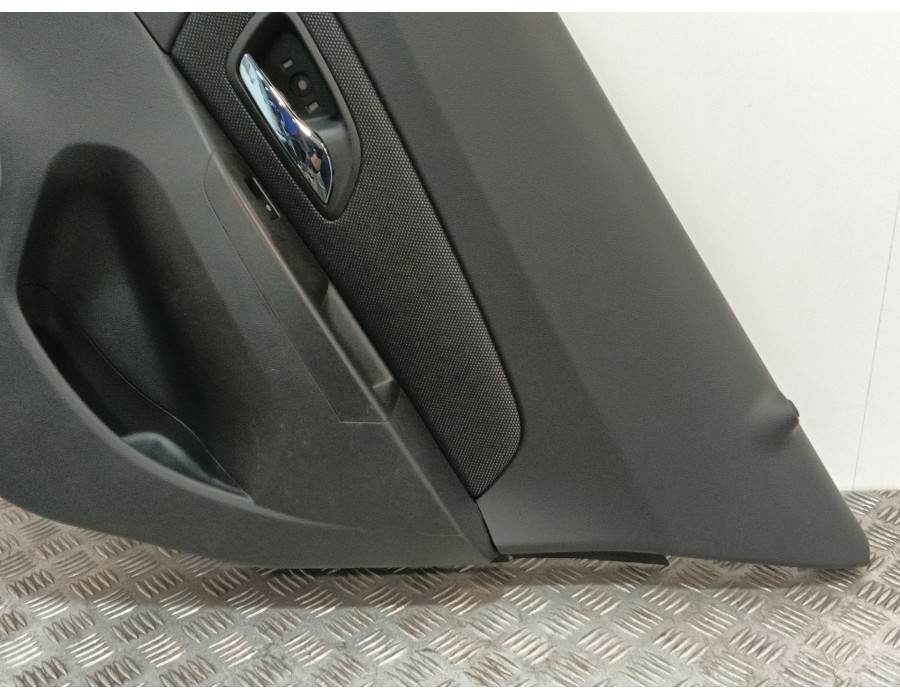 Recambio de guarnecido puerta trasera derecha para chevrolet cruze hatchback (j305) 1.7 d referencia OEM IAM 96950774 96940778 
