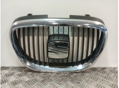 Recambio de rejilla delantera para seat altea (5p1) 1.9 tdi referencia OEM IAM 5P0853654  