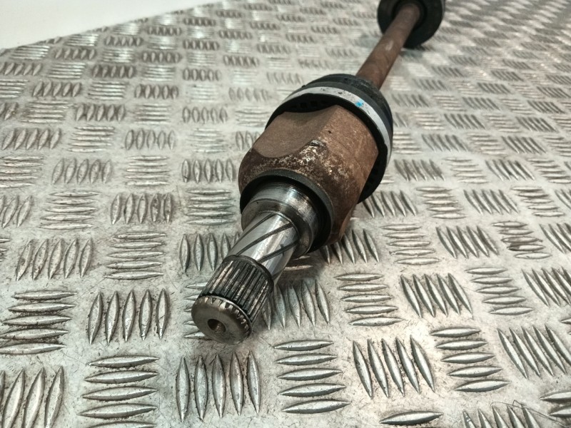 Recambio de transmision delantera derecha para dacia logan ii tce 90 referencia OEM IAM 391007857R  