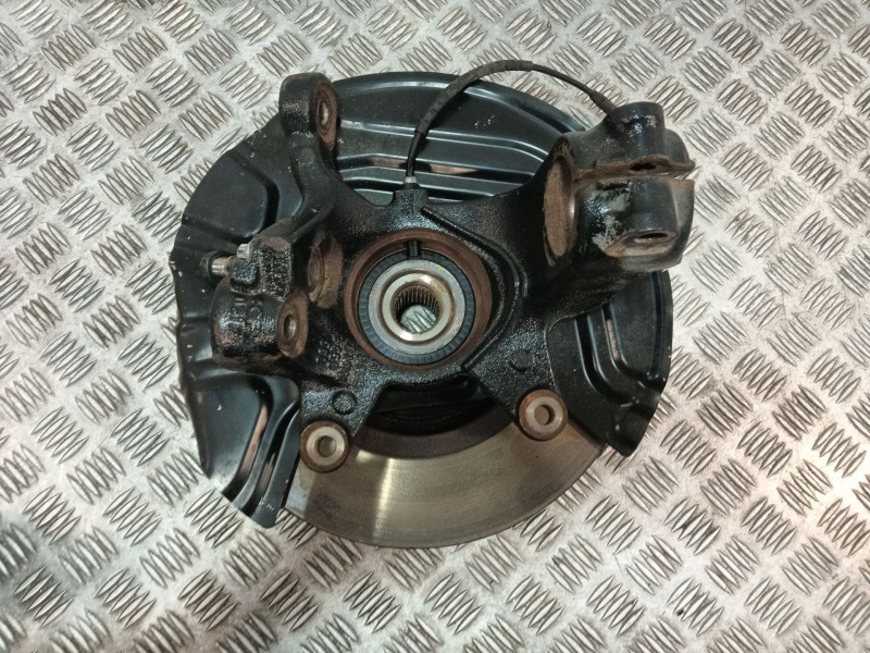 Recambio de mangueta delantera derecha para bmw x3 (e83) 3.0 d referencia OEM IAM 31213412020  