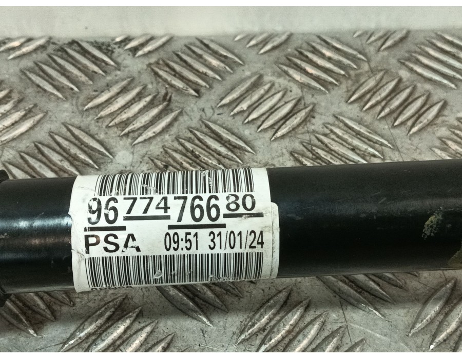 Recambio de transmision delantera derecha para citroën c3 iii (sx) 1.2 puretech 82 referencia OEM IAM 9677476680  
