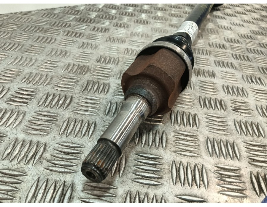 Recambio de transmision delantera derecha para citroën c3 iii (sx) 1.2 puretech 82 referencia OEM IAM 9677476680  