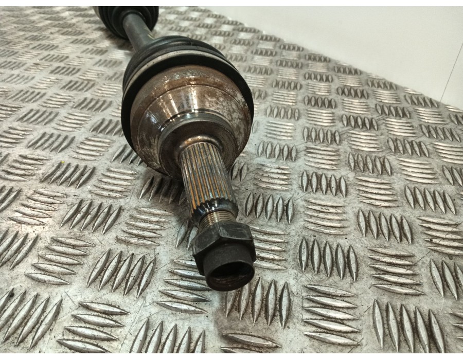 Recambio de transmision delantera derecha para renault trafic ii furgoneta (fl) 1.9 dci 80 (fl0b) referencia OEM IAM   
