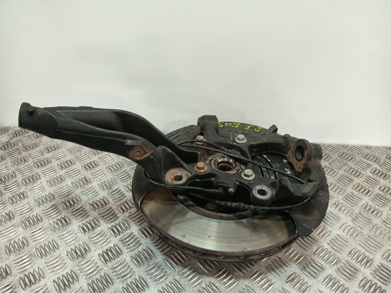 Recambio de mangueta delantera izquierda para land rover discovery iv (l319) 3.0 sdv6 4x4 referencia OEM IAM AH223K186A  