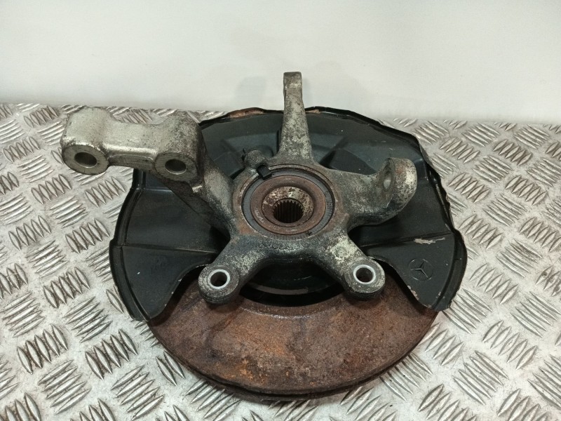 Recambio de mangueta delantera izquierda para mercedes-benz clase b (w245) 2.0 cdi cat referencia OEM IAM   