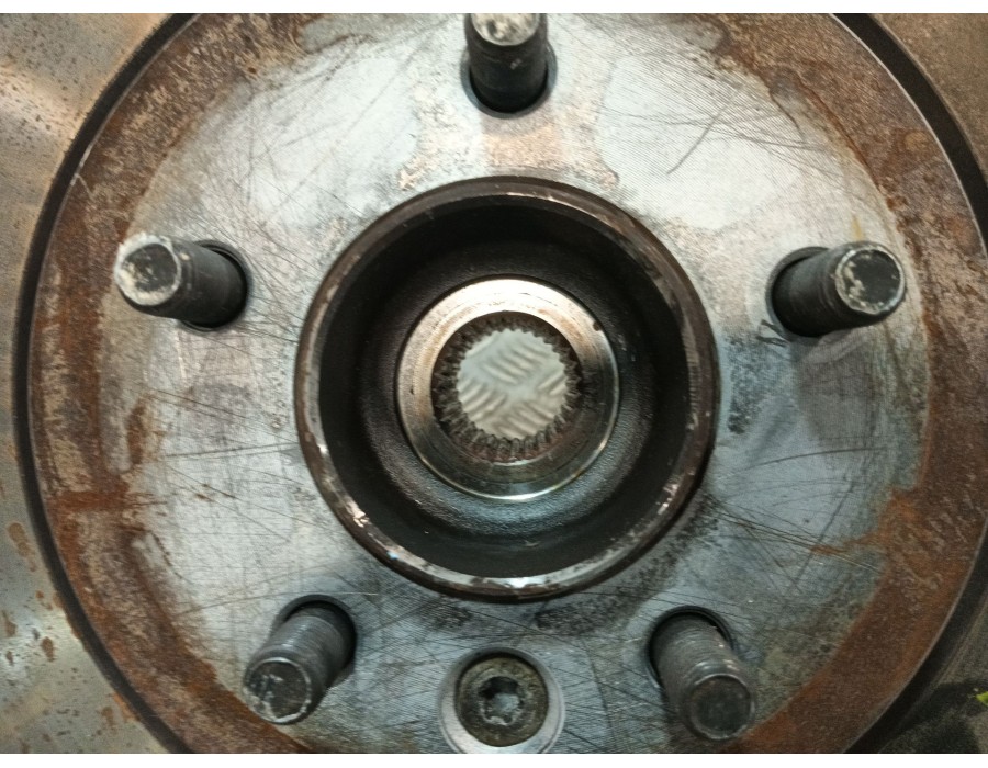 Recambio de mangueta delantera derecha para land rover discovery iv (l319) 3.0 sdv6 4x4 referencia OEM IAM AH223K185AC  