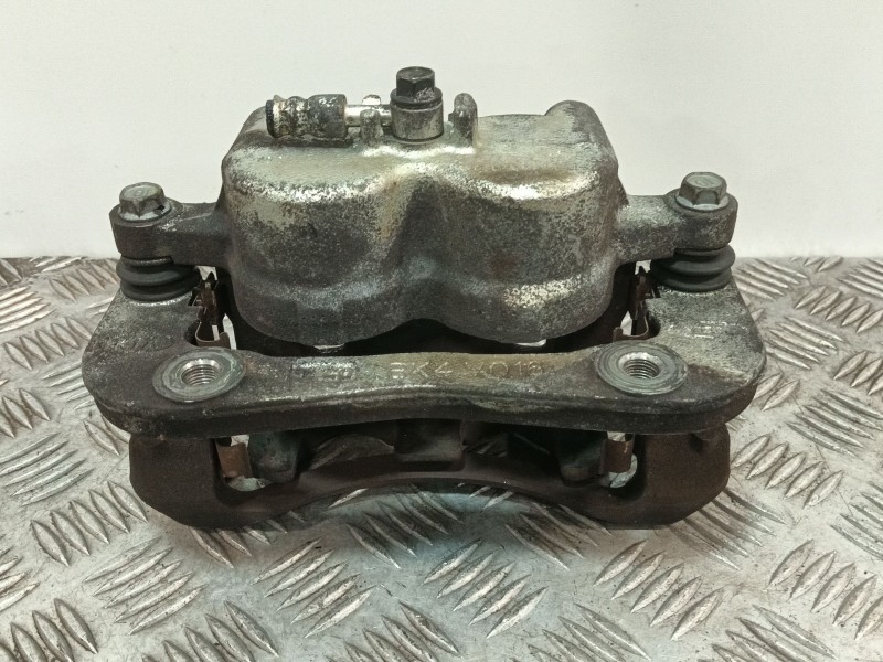 Recambio de pinza freno delantera derecha para kia carnival referencia OEM IAM BK4VQ16  