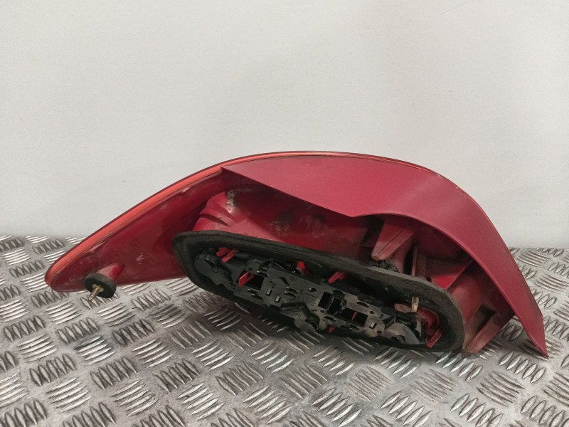 Recambio de piloto trasero derecho para peugeot 307 (s1) 2.0 16v cat referencia OEM IAM 89022860507  