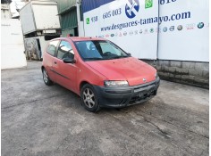fiat punto (188_) del año 2000