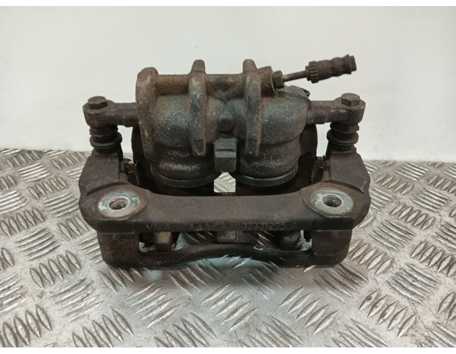Recambio de pinza freno delantera derecha para peugeot expert tepee (vf3x_) 2.0 hdi 120 referencia OEM IAM 32410035  