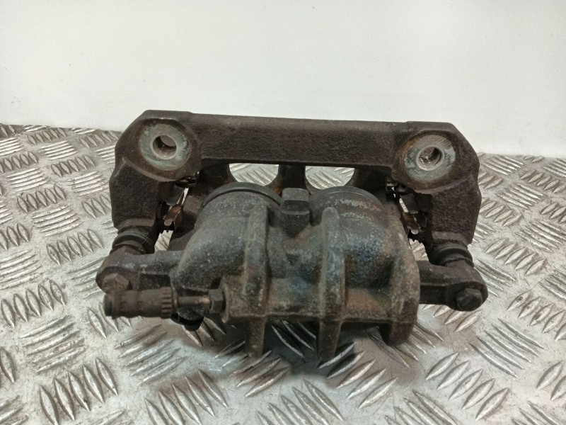 Recambio de pinza freno delantera derecha para peugeot expert tepee (vf3x_) 2.0 hdi 120 referencia OEM IAM 32410035  