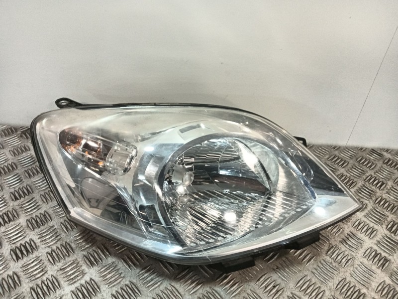 Recambio de faro derecho para fiat qubo (225_) 1.4 (225axa1a, 225cxa1a) referencia OEM IAM 04556099900010 45560393 