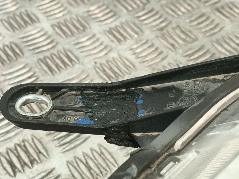 Recambio de faro derecho para fiat qubo (225_) 1.4 (225axa1a, 225cxa1a) referencia OEM IAM 04556099900010 45560393 