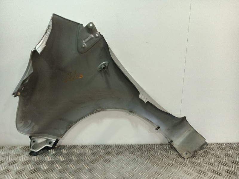 Recambio de aleta delantera derecha para toyota aygo (_b1_) 1.0 (kgb10_) referencia OEM IAM   