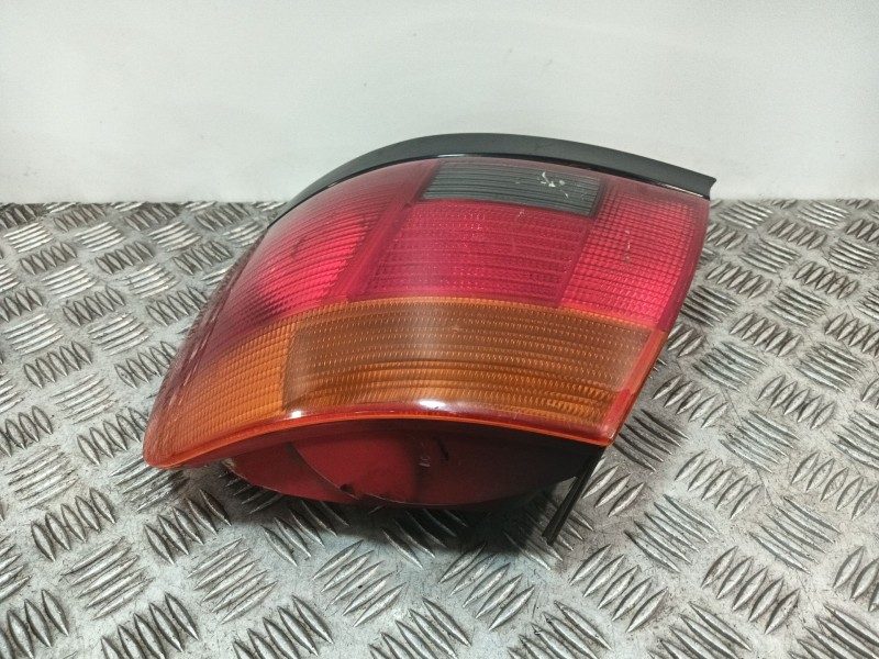 Recambio de piloto trasero derecho para audi a4 berlina (b5) 1.8 20v turbo referencia OEM IAM 8D0945096A  