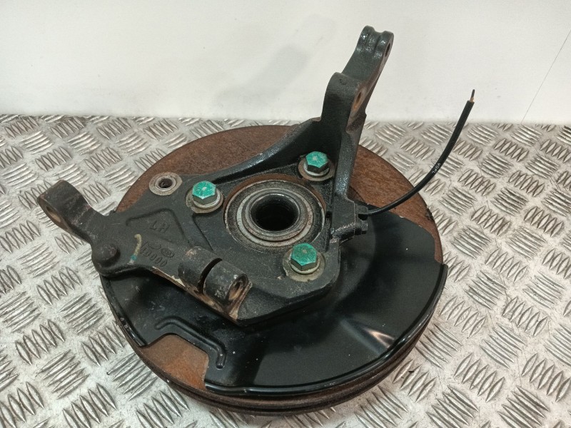 Recambio de mangueta delantera izquierda para kia carnival referencia OEM IAM 4D000  