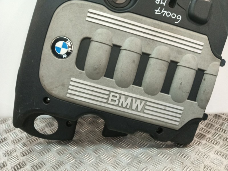 Recambio de tapa motor para bmw x3 (e83) 3.0 d referencia OEM IAM 11147796091  