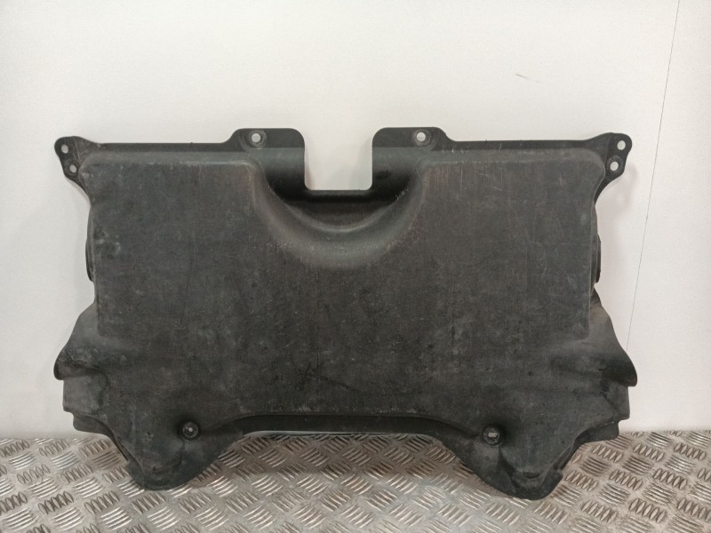 Recambio de cubrecarter para mercedes-benz clase c (w204) c 200 cdi (204.001) referencia OEM IAM A2045203223  