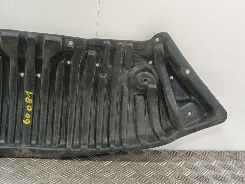 Recambio de cubrecarter para mercedes-benz clase c (w204) c 200 cdi (204.001) referencia OEM IAM   
