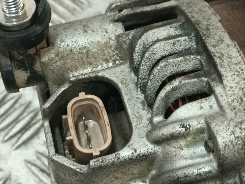 Recambio de alternador para mazda 2 (de_, dh_) 1.3 (de3fs) referencia OEM IAM   
