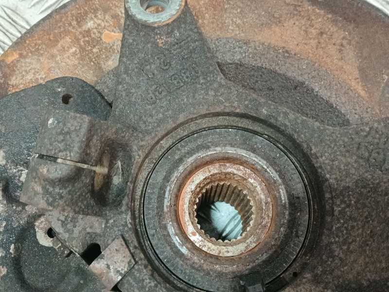 Recambio de mangueta delantera derecha para peugeot expert tepee (vf3x_) 2.0 hdi 120 referencia OEM IAM   