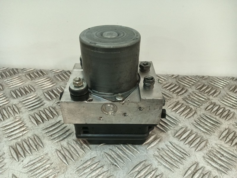 Recambio de abs para land rover discovery iii (l319) 2.7 td 4x4 referencia OEM IAM 0265950472 SRB500440 