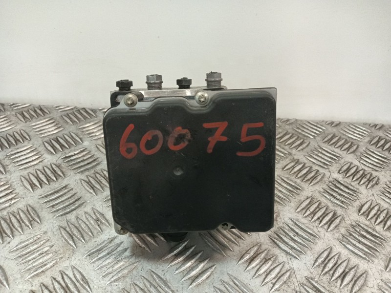 Recambio de abs para land rover discovery iii (l319) 2.7 td 4x4 referencia OEM IAM 0265950472 SRB500440 