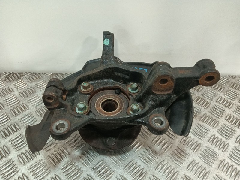 Recambio de mangueta delantera izquierda para mazda cx-3 (dk) 2.0 skyactiv-g (dk5w, dk6w) referencia OEM IAM   