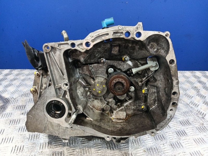 Recambio de caja cambios para renault grand modus 1.2 16v referencia OEM IAM JH3184  