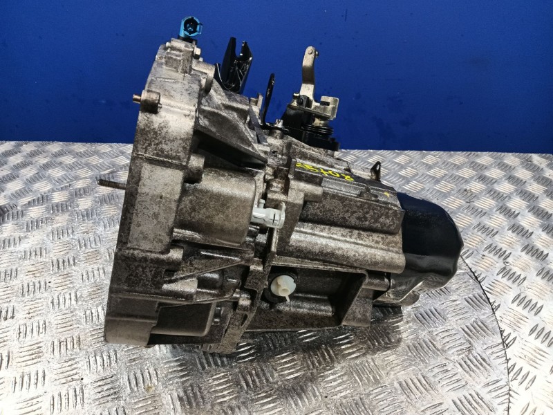 Recambio de caja cambios para renault grand modus 1.2 16v referencia OEM IAM JH3184  